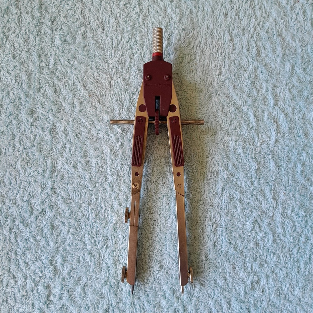 Rotring Centro Giant Rapid Adust Compass.