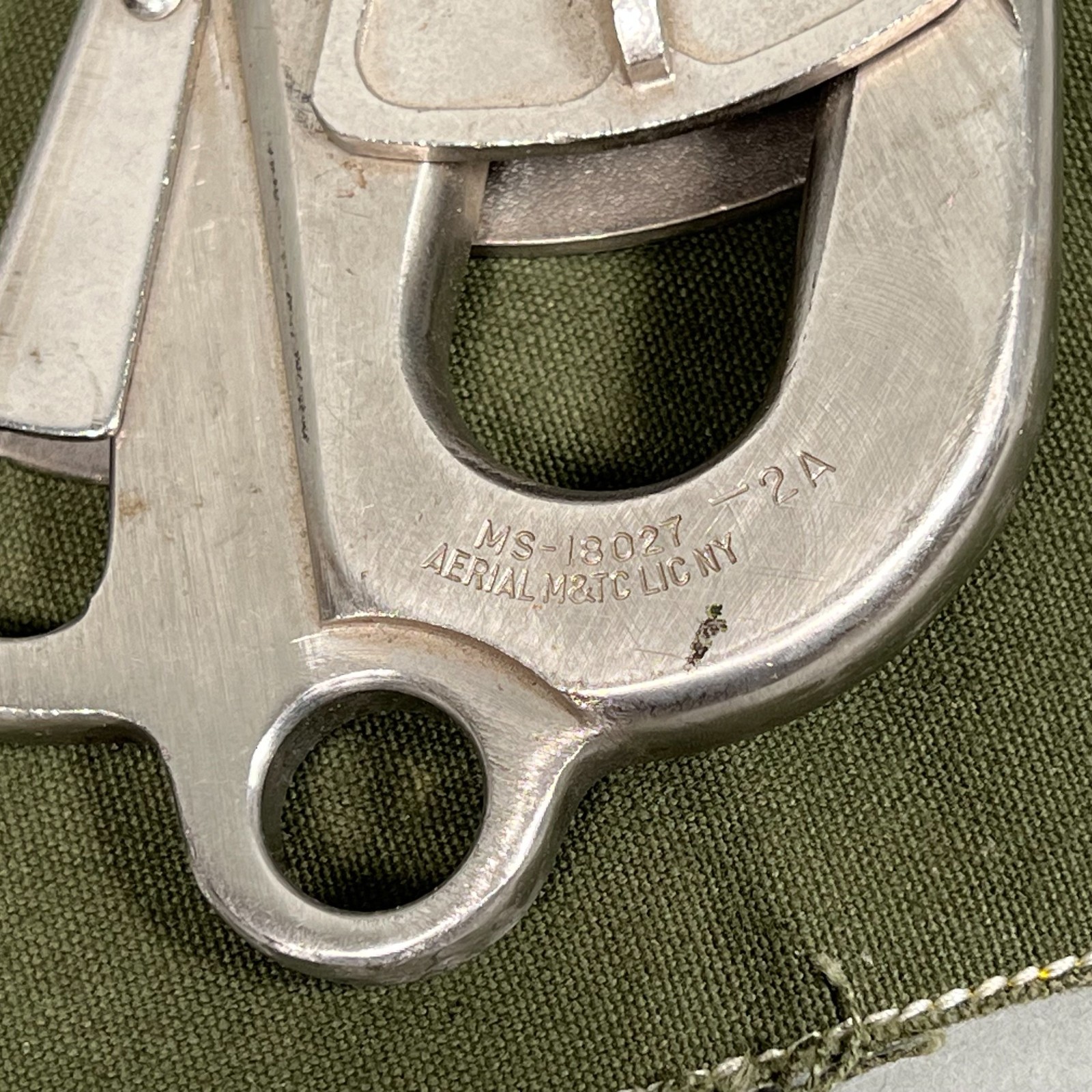 Vietnam War HELICOPTER "PELICAN" RESCUE HOOK (MS 18027-2A) Aerial M&TC AMTC NICE