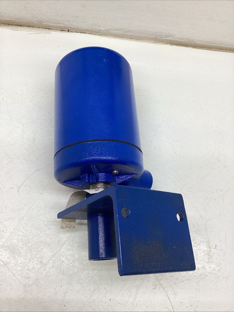 Magnetrol 351-5001-000 Level Flow Sensor Control Switch 120VAC NEW