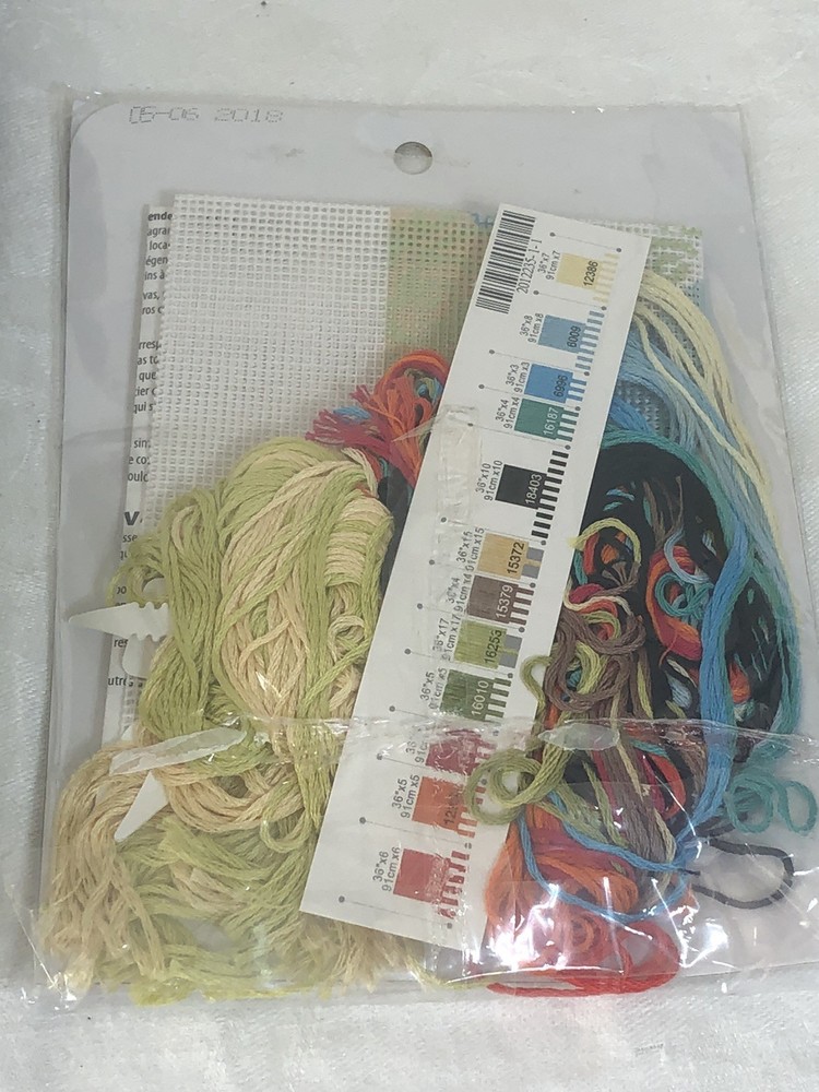 Dimensions Kit Needlepoint Blue Bird Crafts