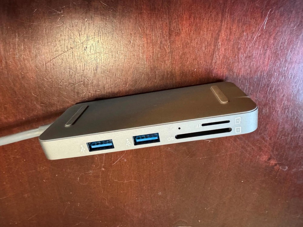 Letscom USB-C 8-IN-1 Multiport Portable Dock Model: USBC002 HDMI - Etherent