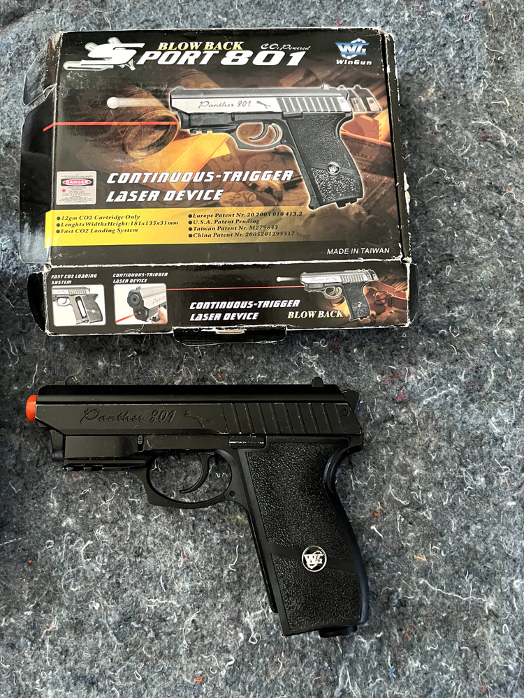 airsoft guns