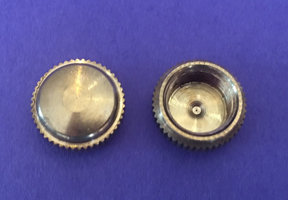 New Solid Brass Knurled Flat Bracket Cap tap 1/8IPS (3/8") lamp part