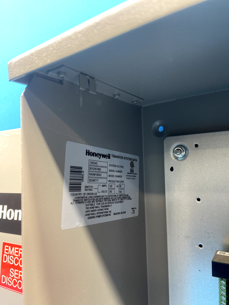 Honeywell Generac RXSM100A3 100A 1-Phase Generator Automatic Transfer Switch
