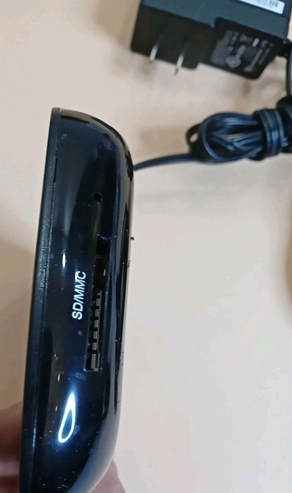 🤩. Two Smart TV Boxes One HDMI Cable