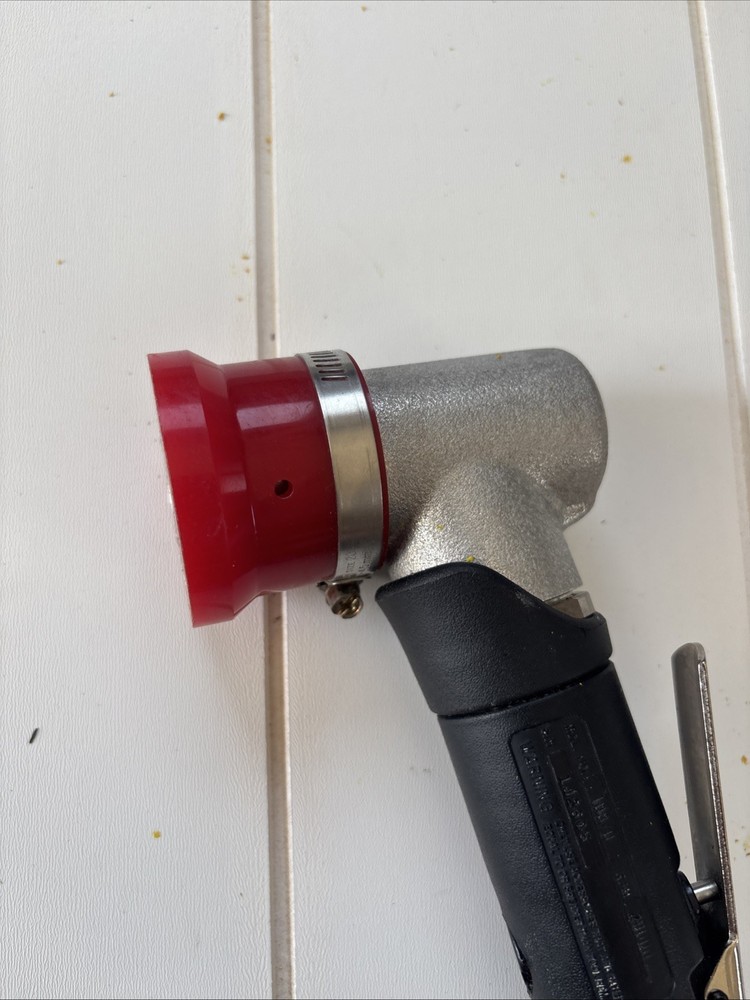 Dynabrade 10870 Pneumatic Finishing Sander