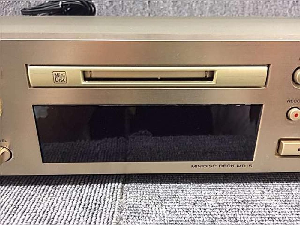 TEAC MD-5 | MiniDisc (MD) Deck in Good Condition