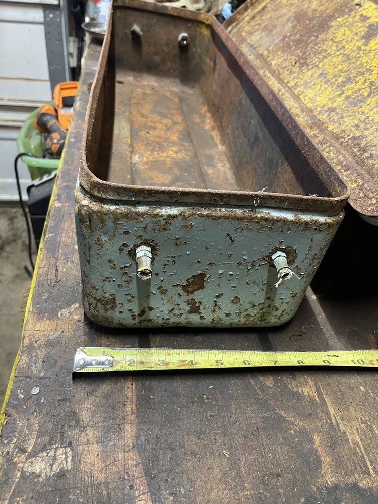 Vintage Tool/Truck Box