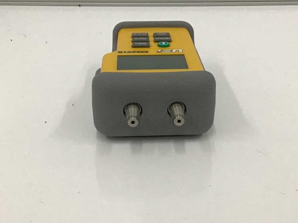 UEi Test Instruments EM201B Dual Input Differential Manometer