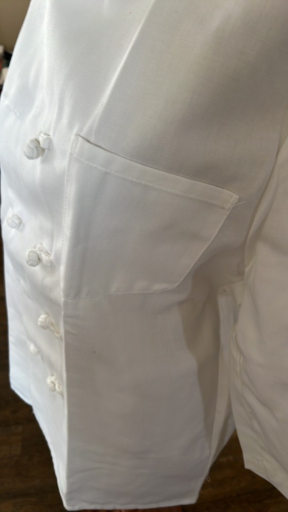CHEF COAT White Double-Breasted - Size 42. T811