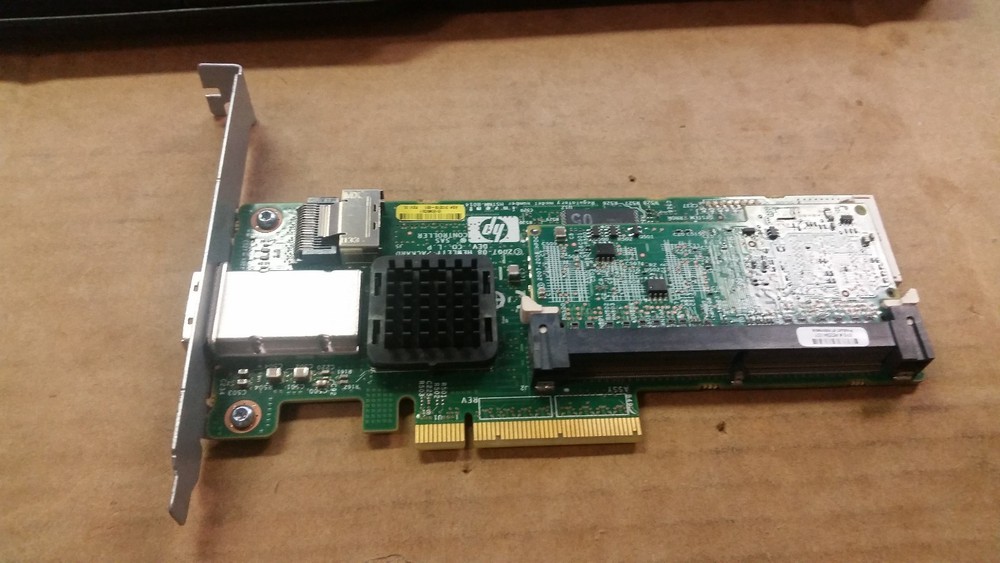 HP Smart Array P212 PCIe SAS RAID Controller 256MB 013218-001