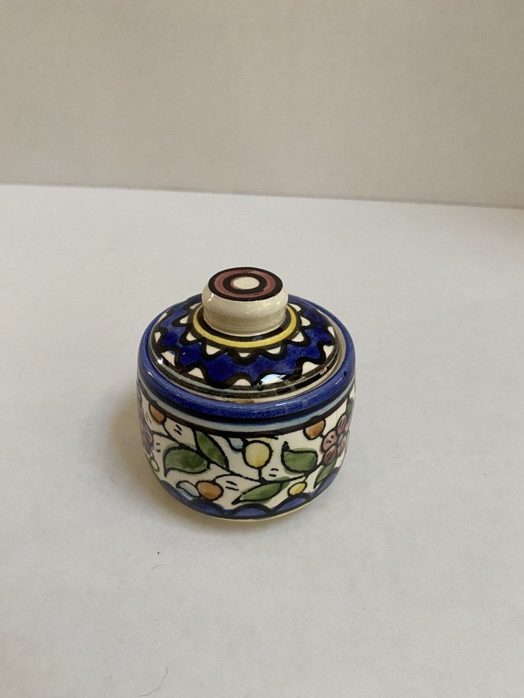 4 PCS. KIDDUSH SET, HAND PAINTED, CERAMIC