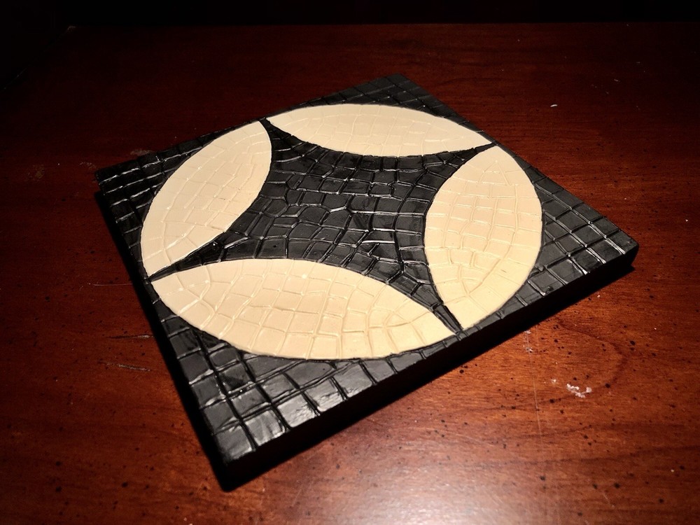 RMS Titanic/Olympic Bathroom & Crew space floor tile replica