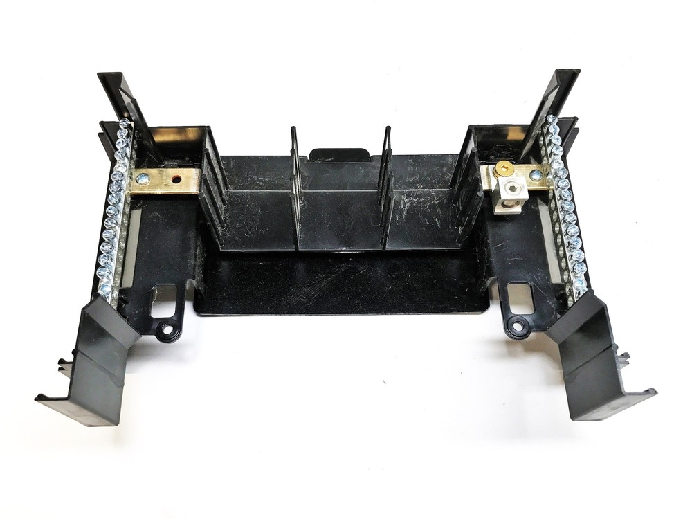 Square D Panelboard Neutral Kit NQN1CU NOS