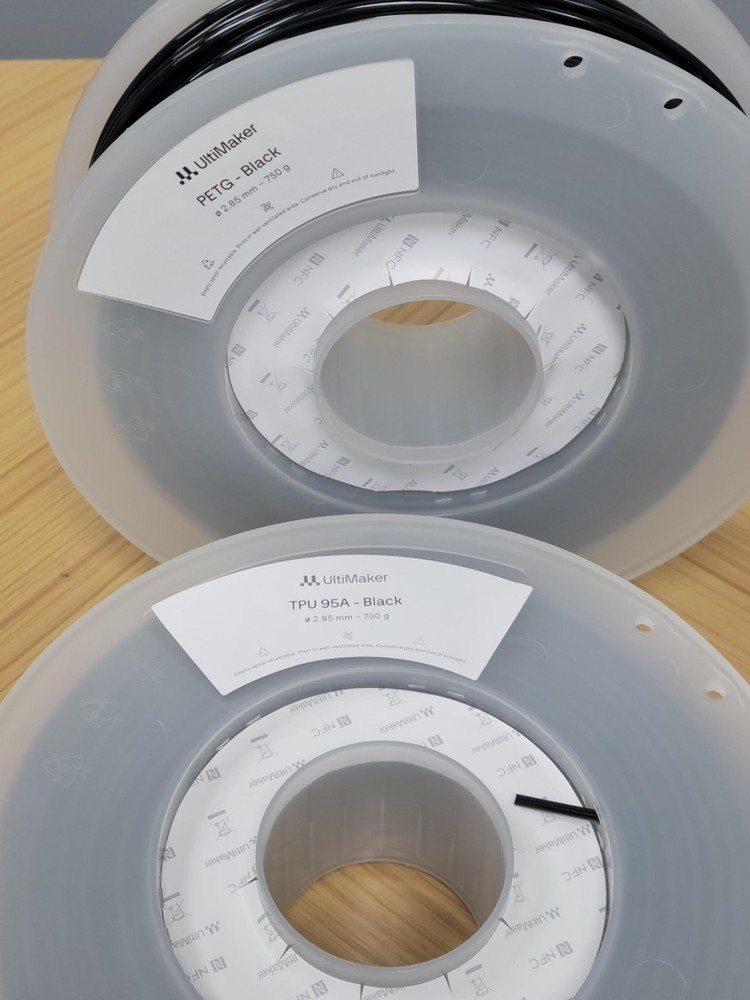 Filament for 3D printer selling complete