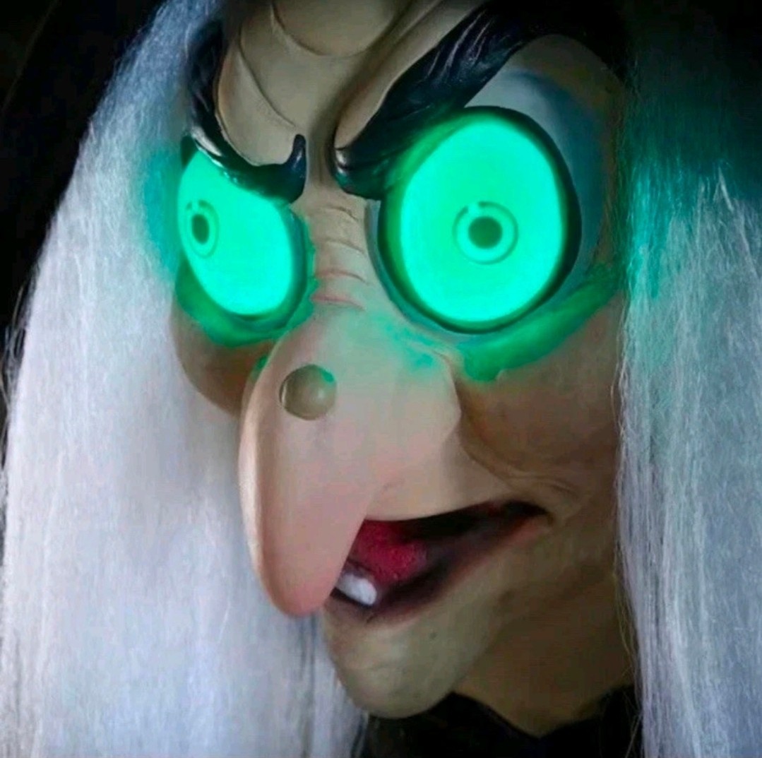 Disney 5.5 FT Animated Evil Queen Prop w/ Glowing Eyes & Apple