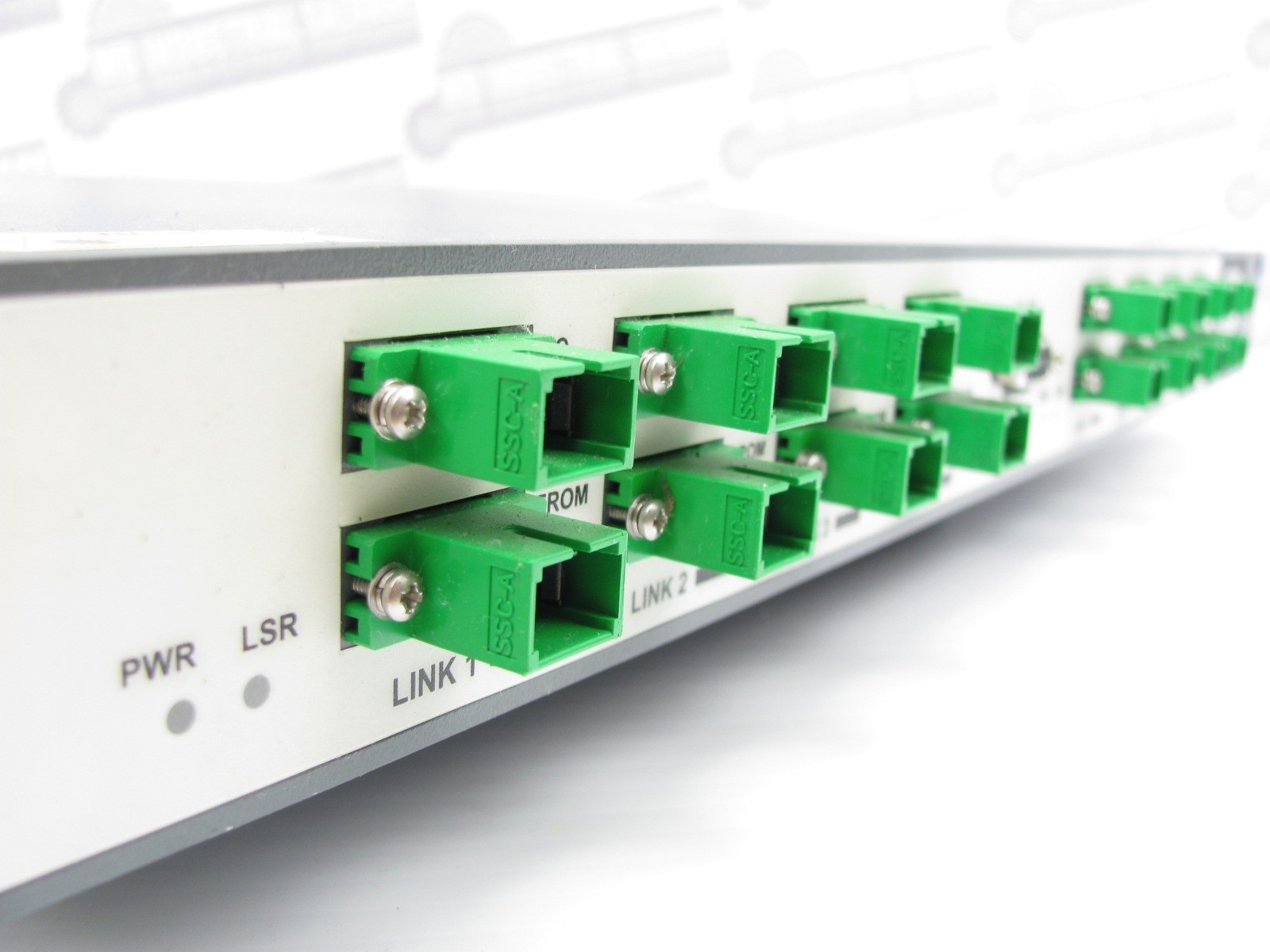 CORNING - W8-B8U - 8-PORT BASE UNIT MOBILE ACCESS - 8 x SC/APC optical - 1RF