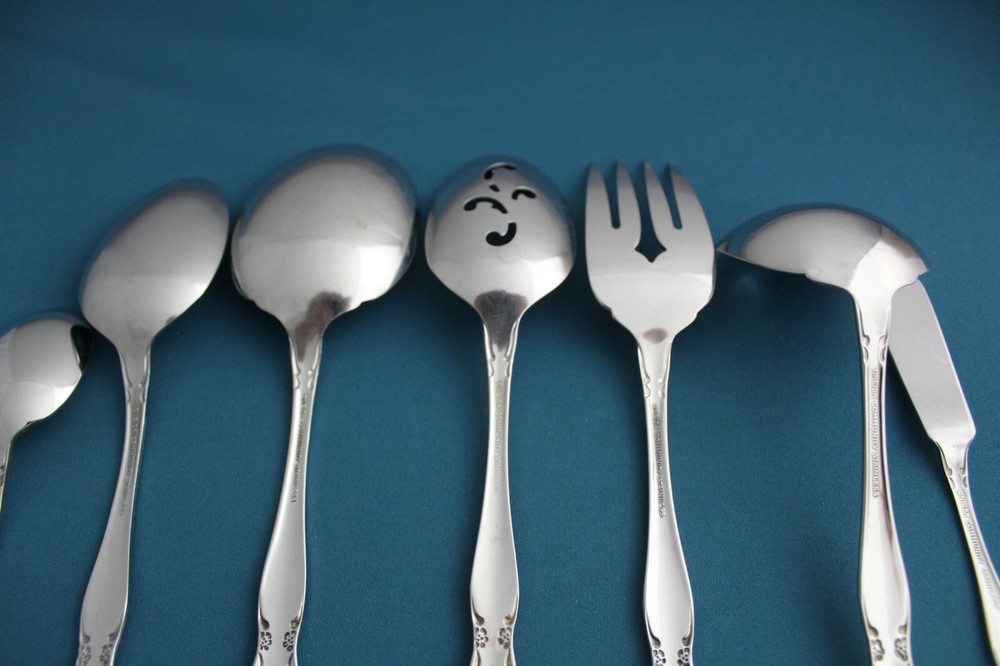 Oneida CHATELAINE Serving (7pc Set) Tablespoon Pierced Fork Casserole Community