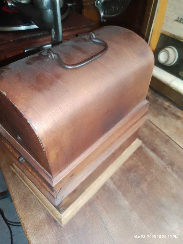 PATHE PHONOGRAPH
