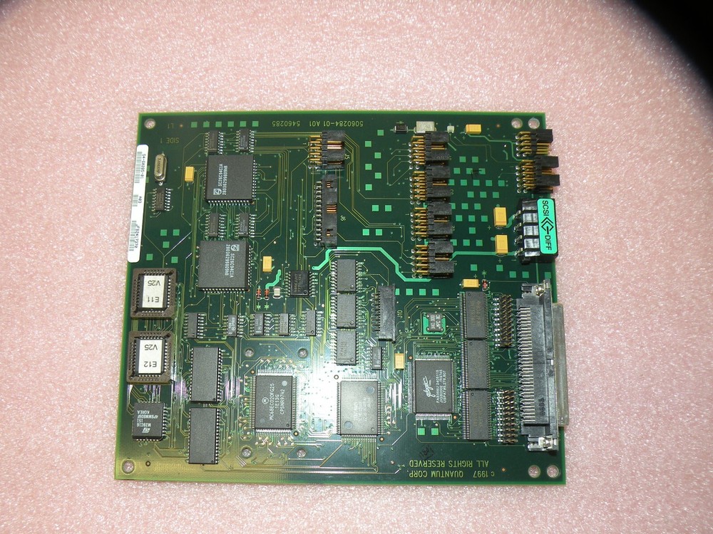 QUANTUM ATL 54-60285-01 DIFFERENTIAL SCSI LIBRARY CONTROLLER MODULE & CABLE