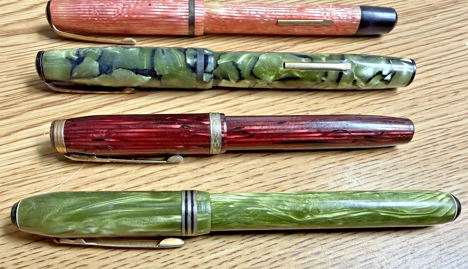Lot Of 4 - Vintage Fountain Pens - Pink, Green, Burgundy Writing Instrument Pen