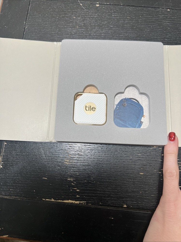 Pro Series Bluetooth Tracker Finder Tile Style