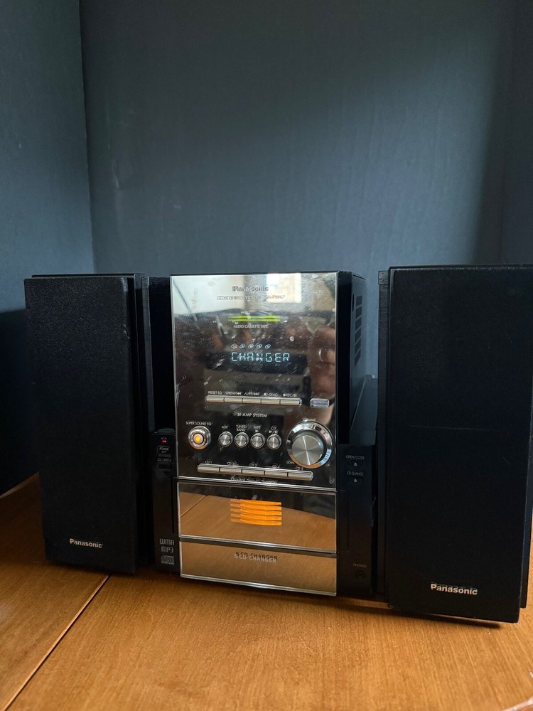 Panasonic CD Stereo System SA-PM47. For Part. Read