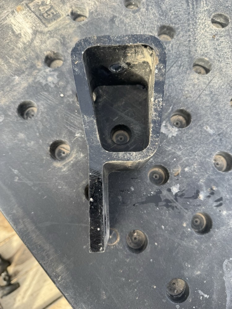 KENWORTH BRACKET-WINDUP BUMPER B11-1163-002