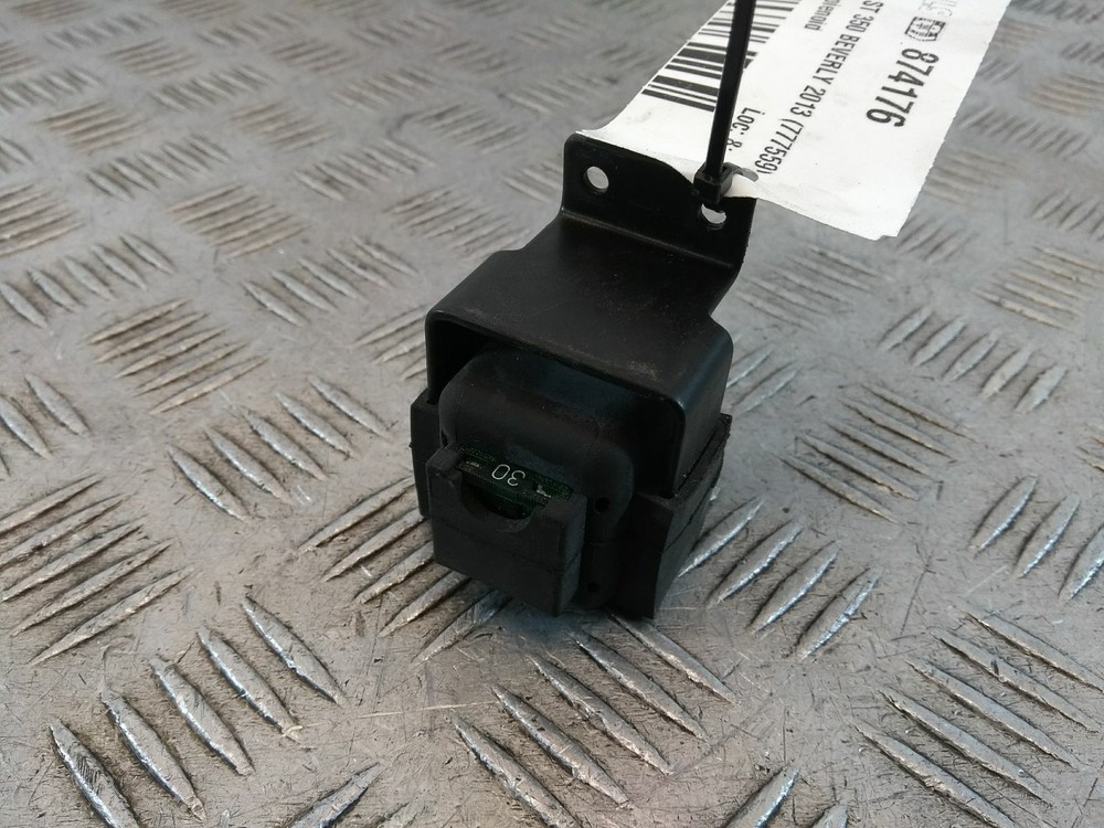 2012 PIAGGIO BEVERLY Starter Solenoid