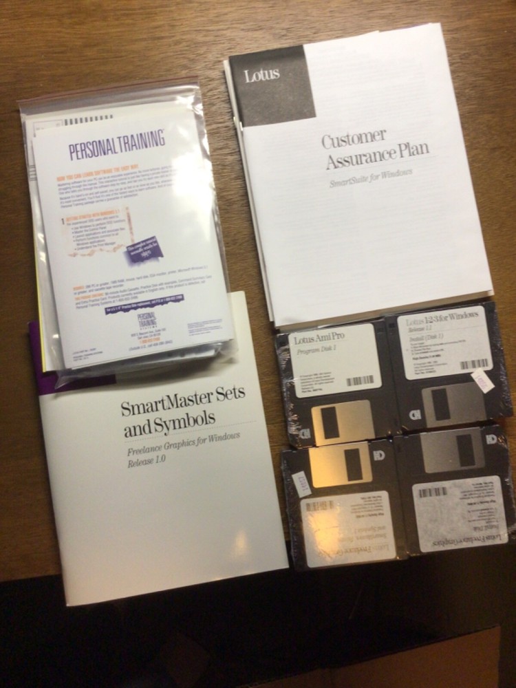 Lotus Notes 1-2-3 for Windows vers 1.1 brand new computer software