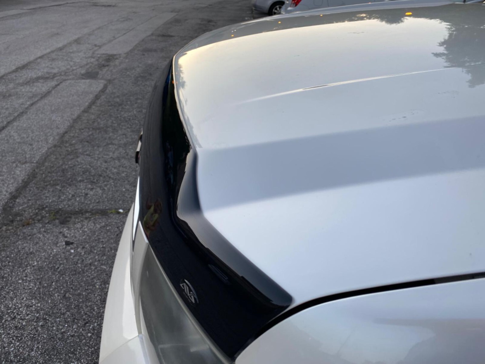 AeroSkin Hood Protector Bug Shield Deflector for 2007-2013 Chevy Tahoe Avalanche