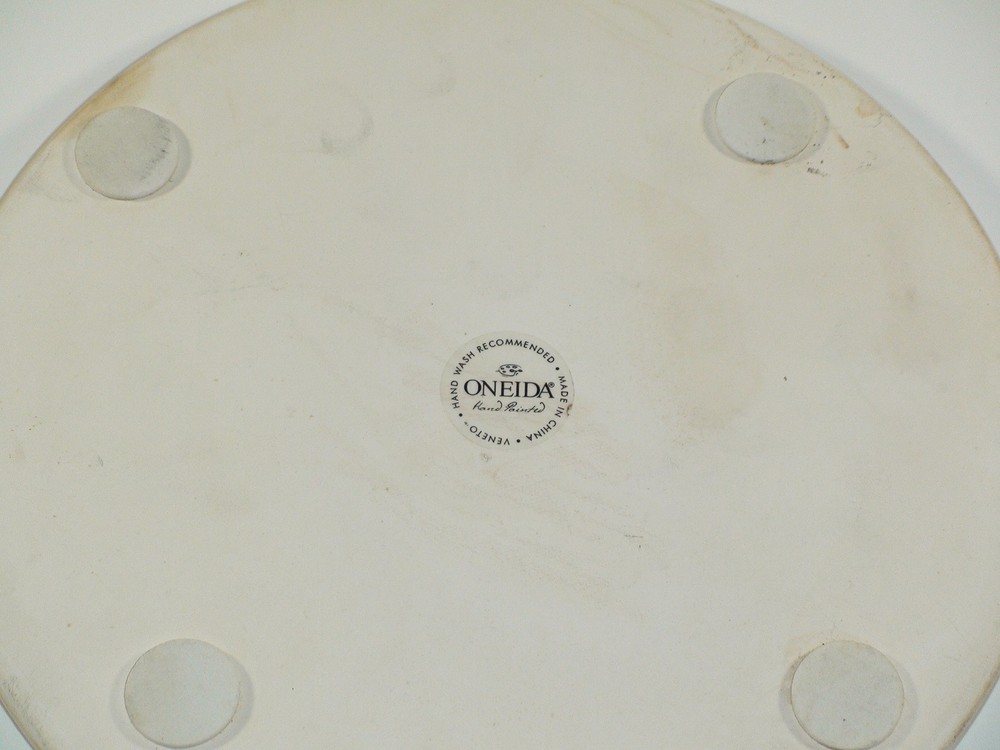 Oneida Veneto Grape Hand Painted 8" Round Trivet