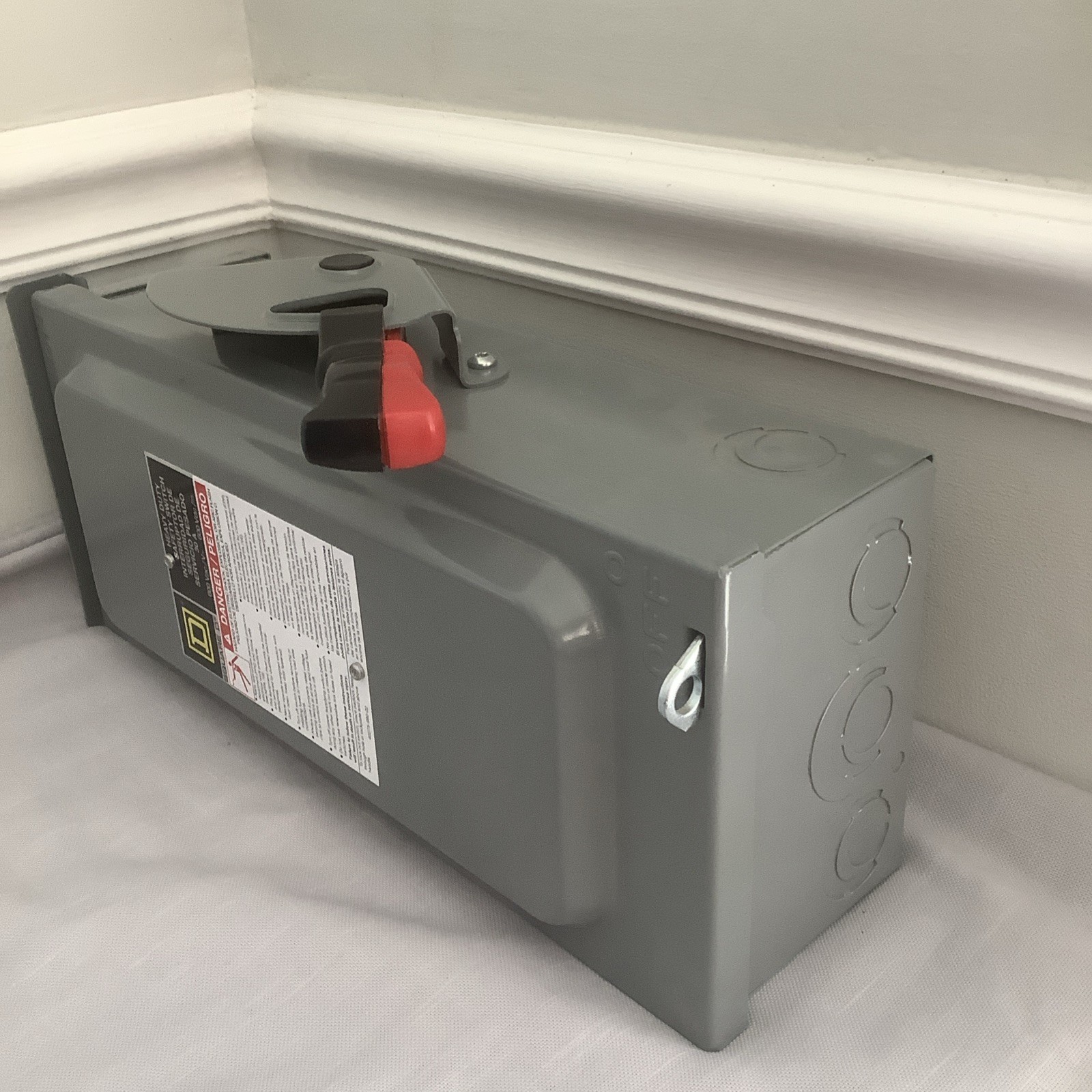 Schneider SQUARE D HU361RB Heavy Duty Safety Switch 30A 600V~