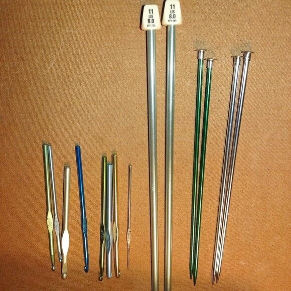 Assorted Aluminum Knitting Needles & Crochet Hooks Set - Various Sizes & Colors