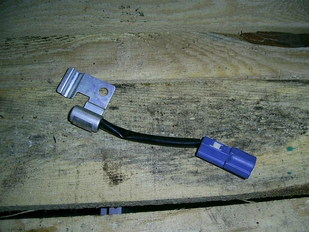 Toyota Corolla E100 E10 Suppression Capacitor Interference Filter 90980-04105