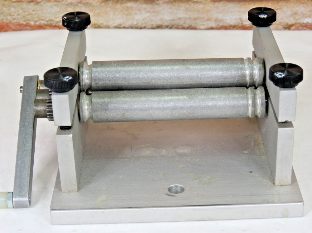 Micro-Mark #81356 Miniature Professional Quality Bending Machine Crafts Modeling