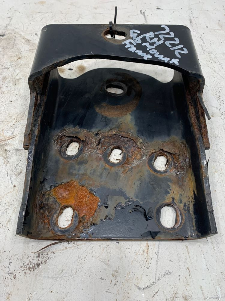 2011 International Prostar Cab Mount (630-10697)