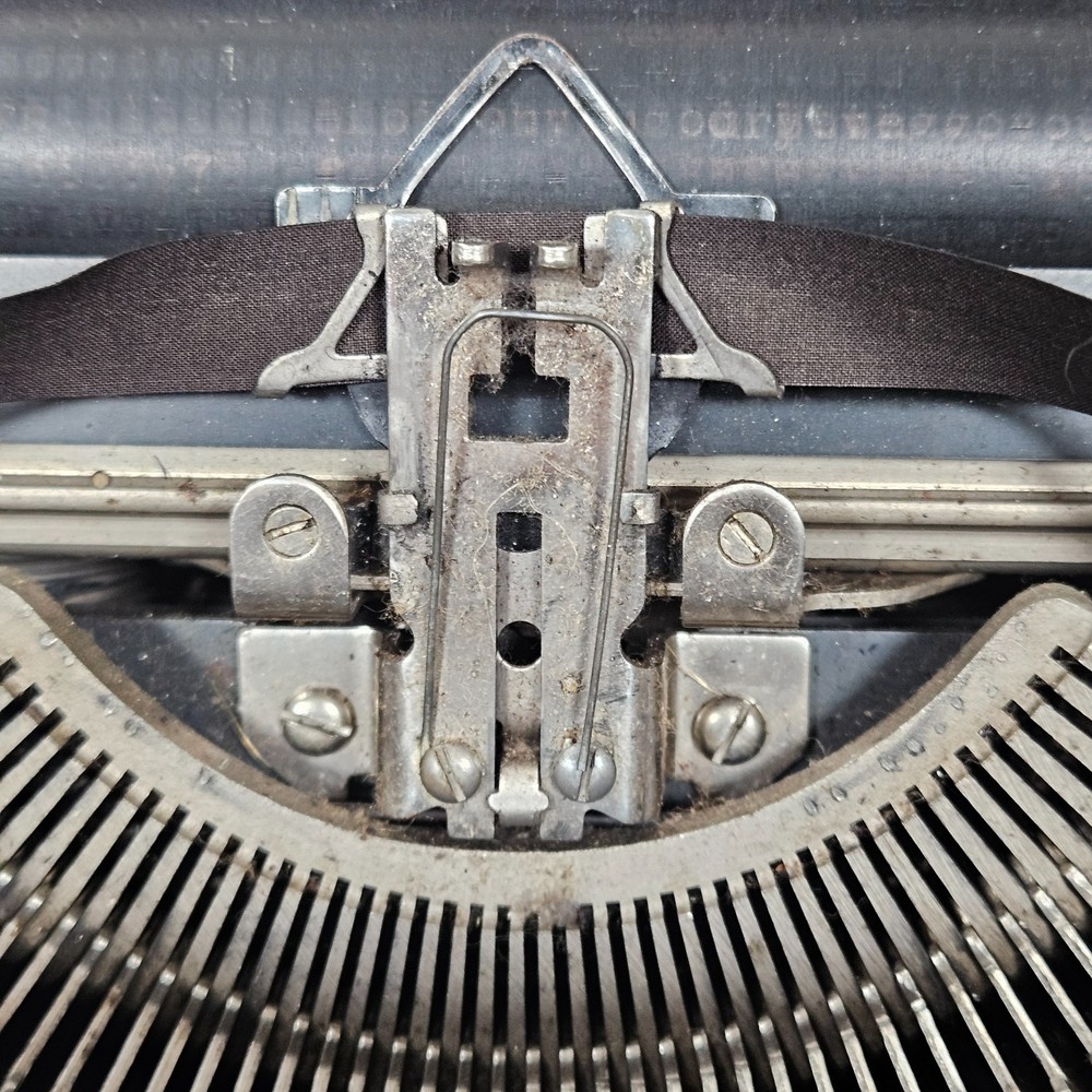 1930s Corona Junior Model S Great Depression Typewriter With Case