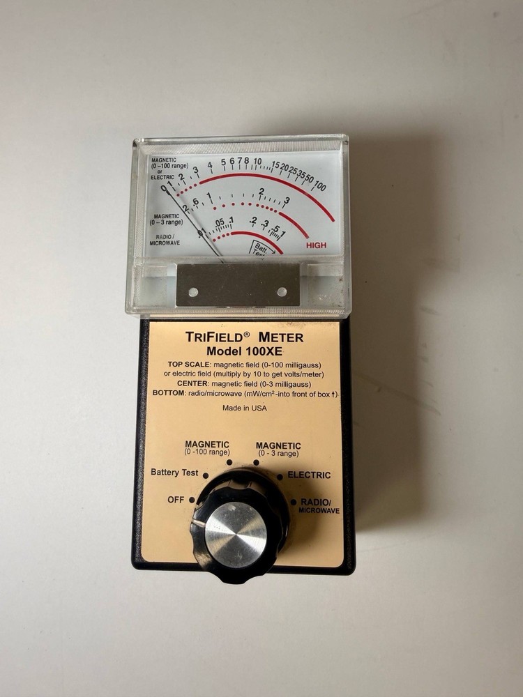 TriField Meter Model 100XE EMF Gauss Electric RF Microwave Detector