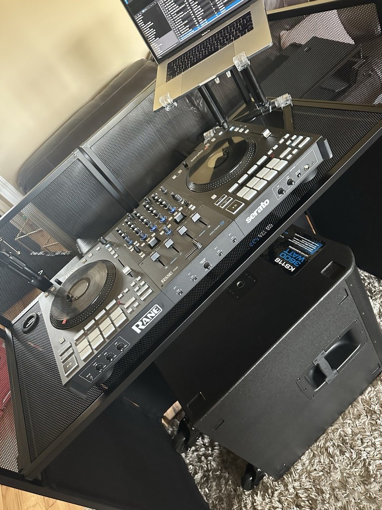 Rane Four Quad Deck DJ Controller Black w/Built-in Mixer & Effects