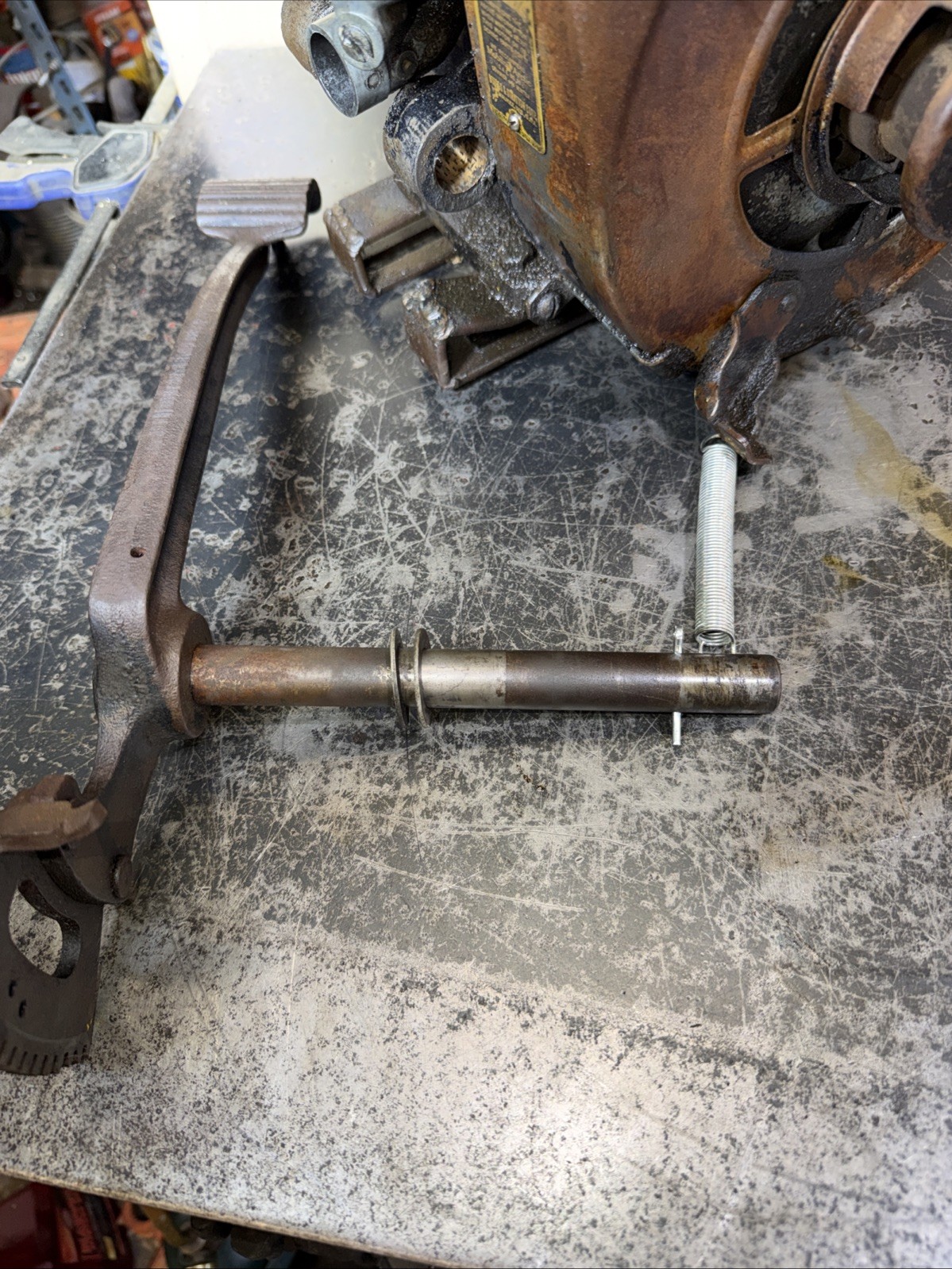 Antique Briggs & Stratton Model H Kick Start Aircooled Engine