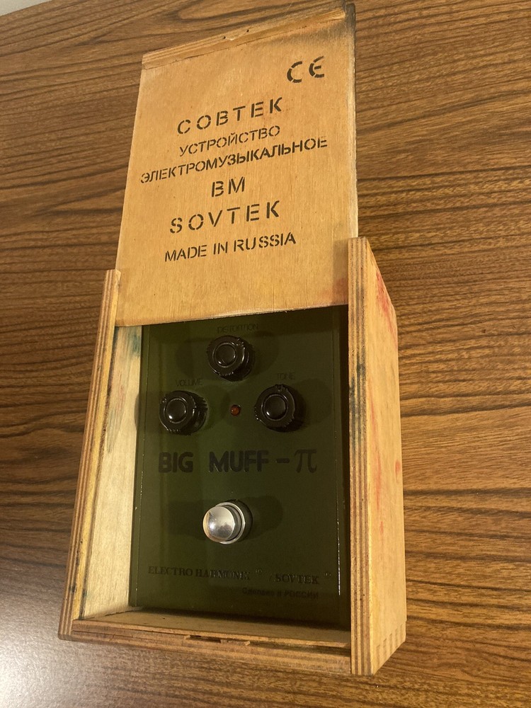 Electro Harmonix Sovtek Green Bubble Font Big Muff Fuzz Distortion w/Box