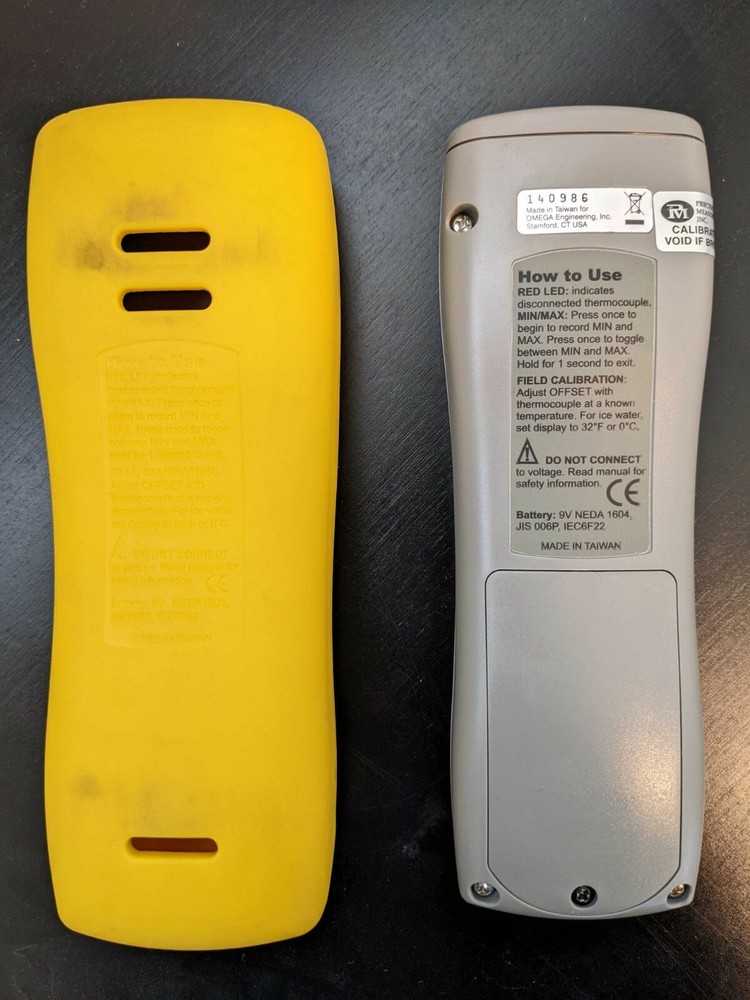 Omega HH11B Digital Thermometer with case - TESTED, WORKS