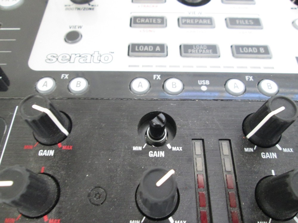 Numark NS6 Professional 4-Channel DJ Controller Touch-sensitive illuminate Mixer
