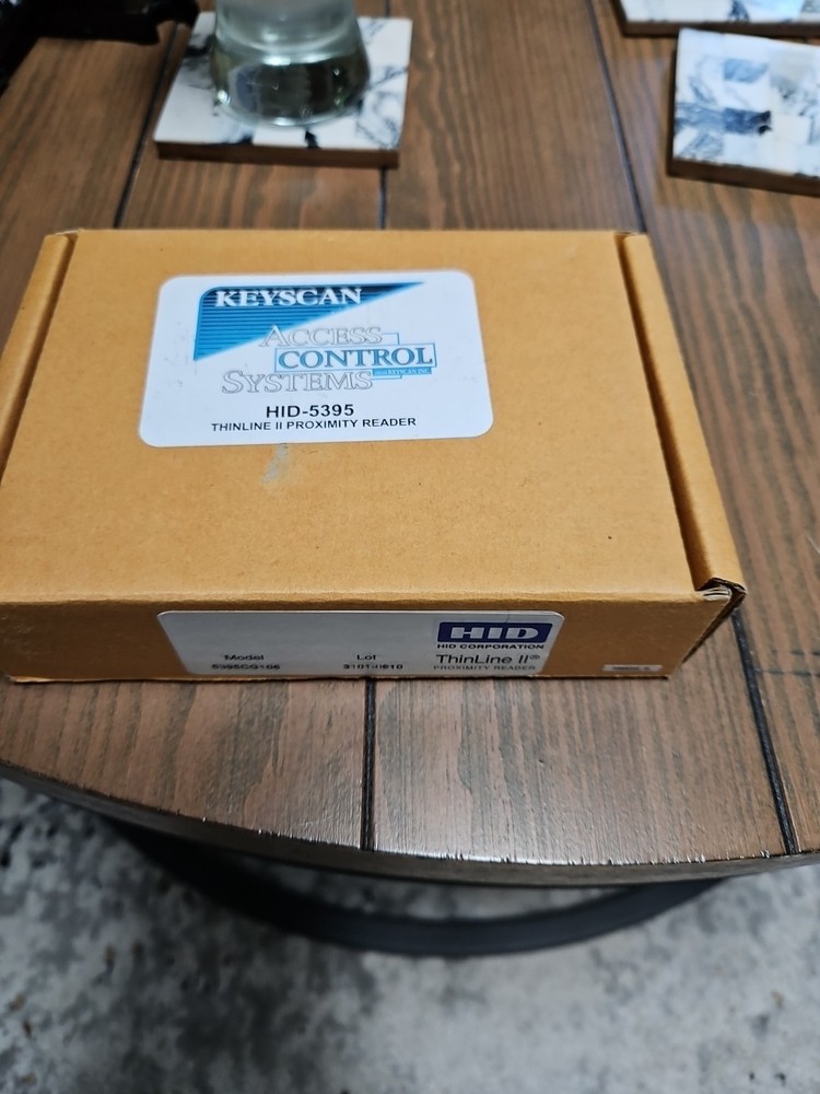 HID ThinLine II (5395CG106) Proximity Card Reader