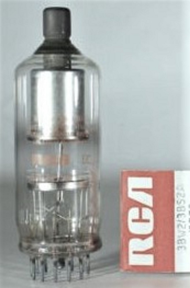 3BW2 TUBE RCA NIB TESTED & BOXED VINTAGE COMMERCIAL SURPLUS