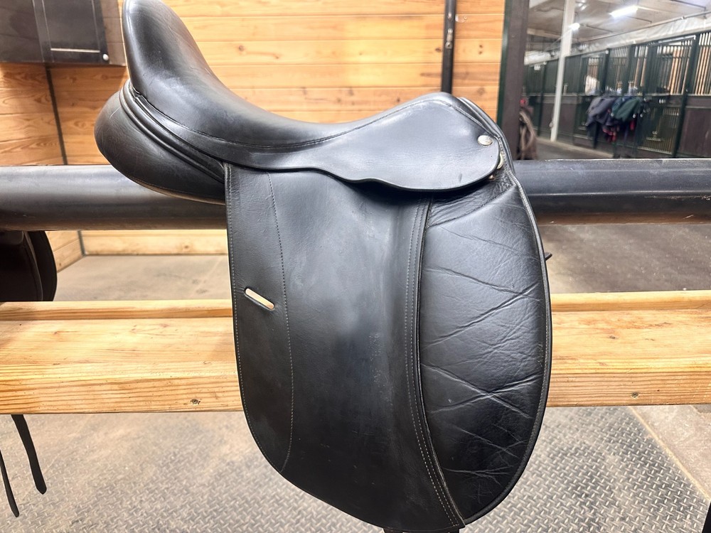 Used Dressage Saddle