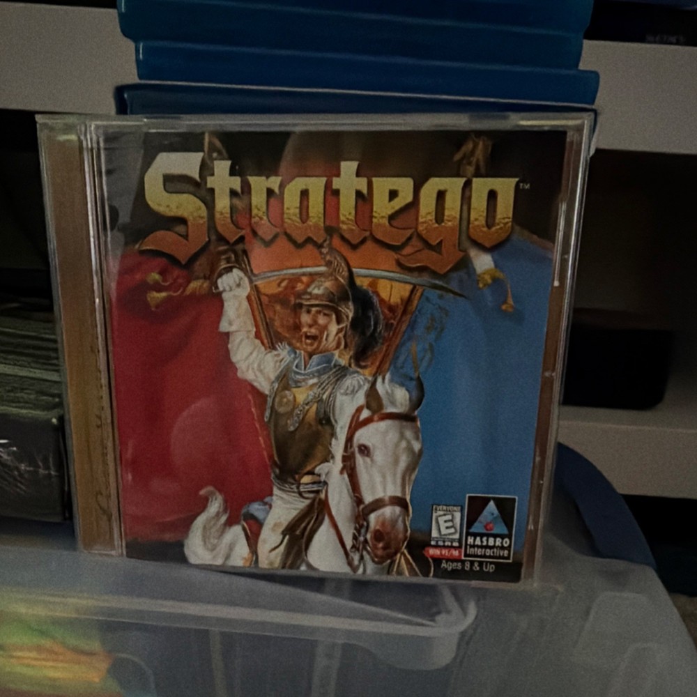 Hasbro Interactive Stratego PC CD-ROM Game Win 95/98 English Strategy