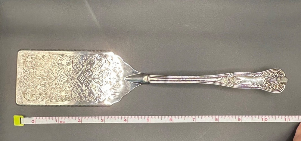 Vintage Sheffield Silver Co. King's Pattern Silverplate Lasagna Cake Server