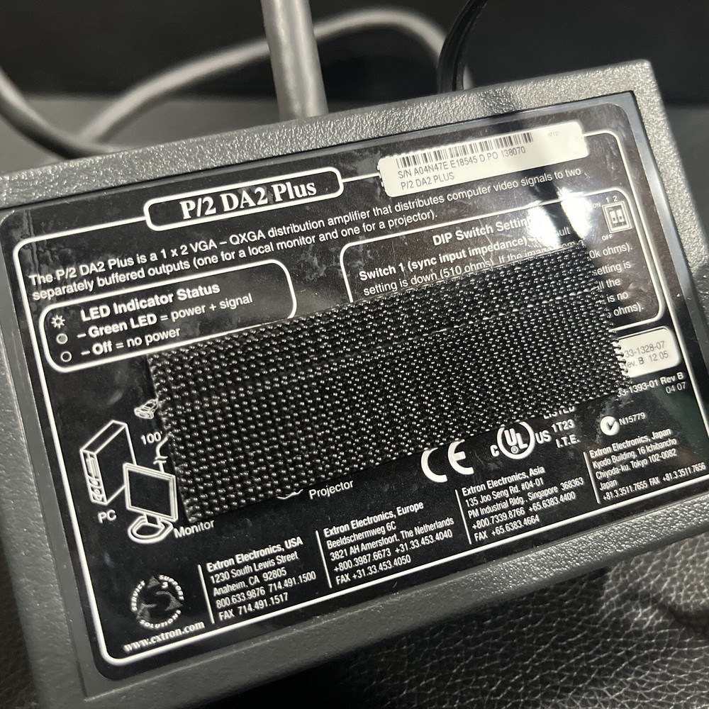 EXTRON P/2 DA2 PLUS 300MHZ Two Output VGA Distribution Amplifier